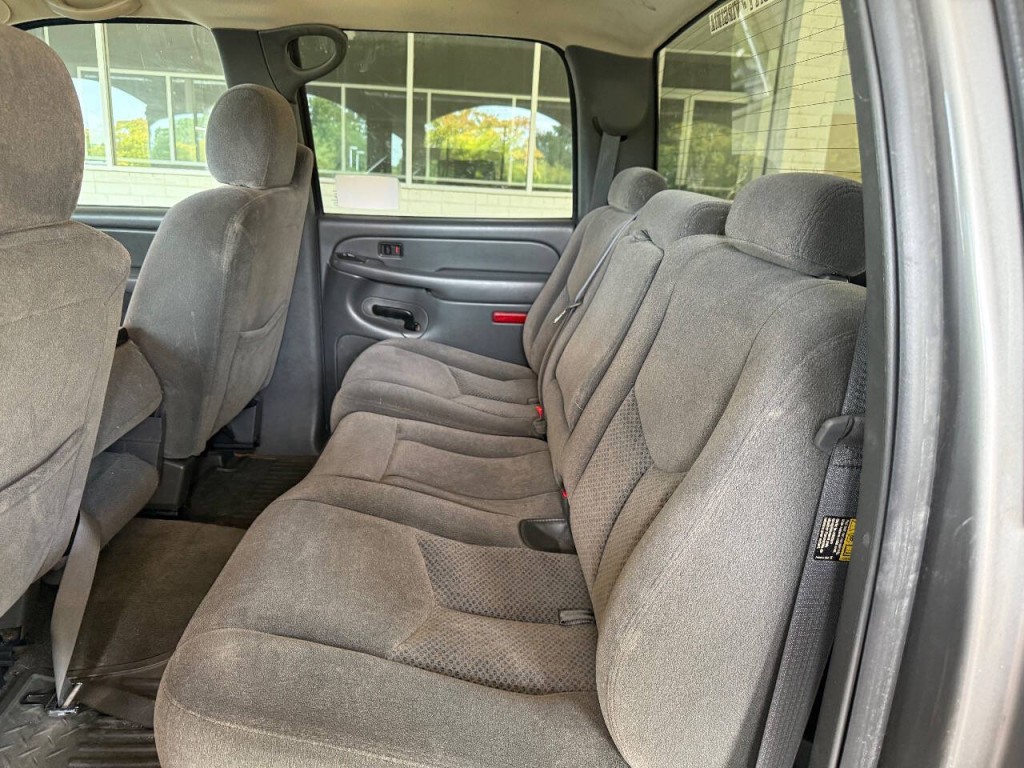2006 Chevrolet Silverado 1500 Image 11