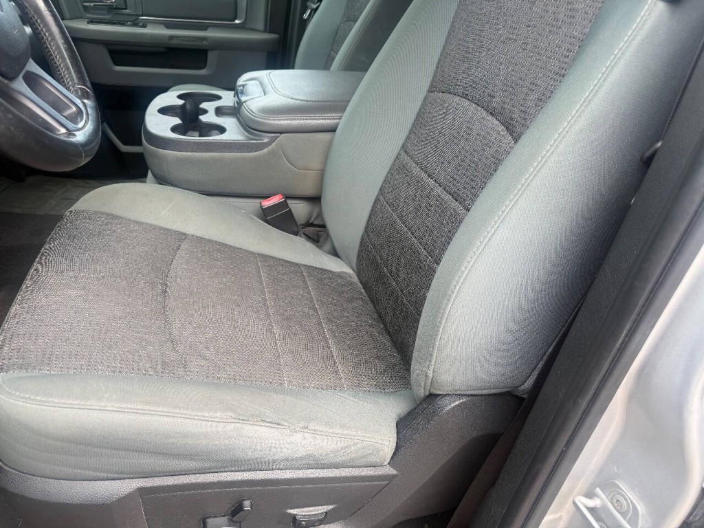 2015 RAM 1500 Image 11