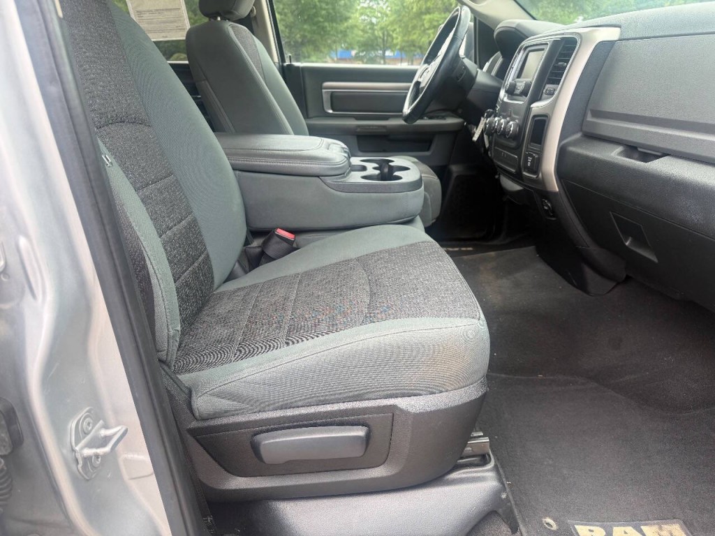 2015 RAM 1500 Image 14