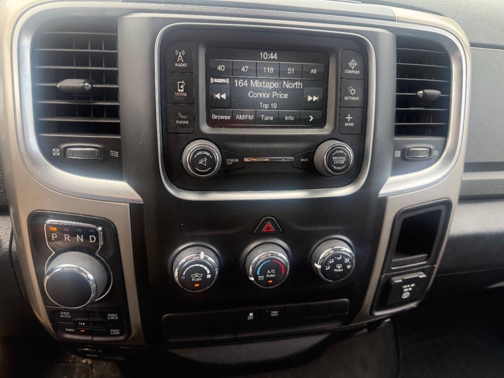 2015 RAM 1500 Image 17
