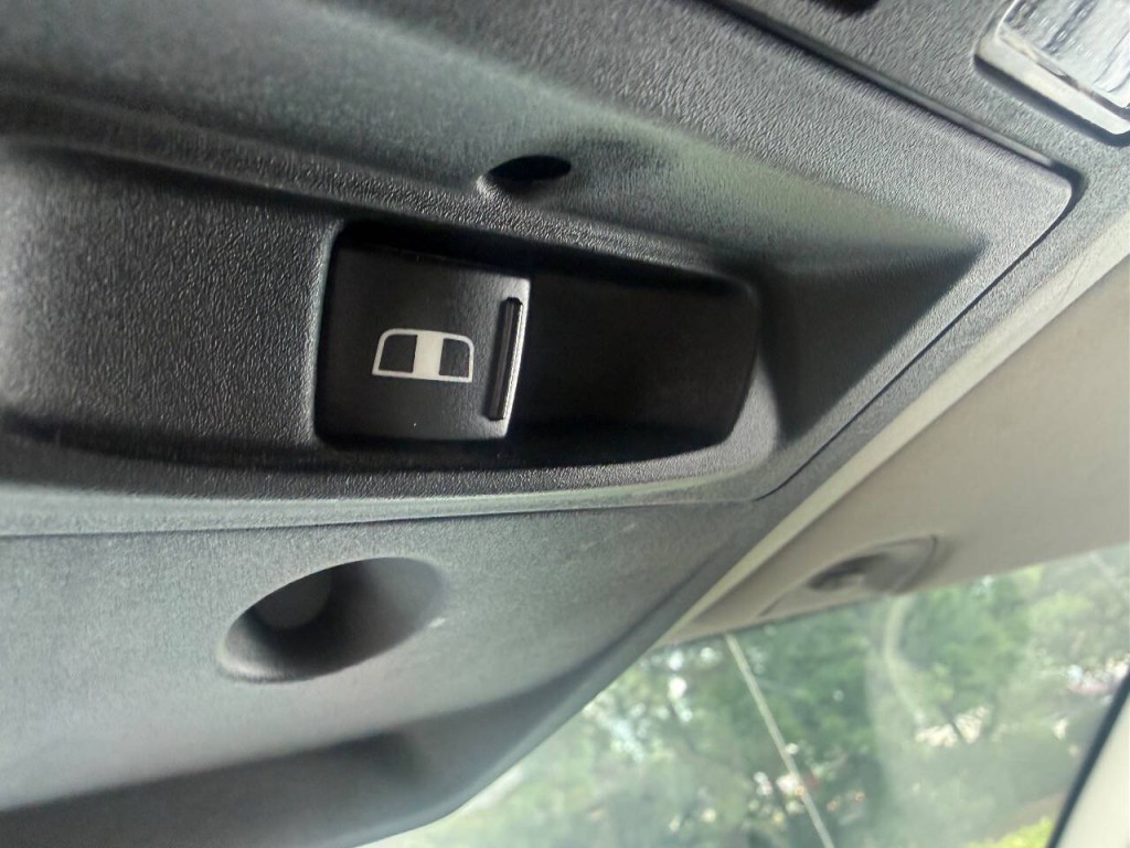 2015 RAM 1500 Image 21