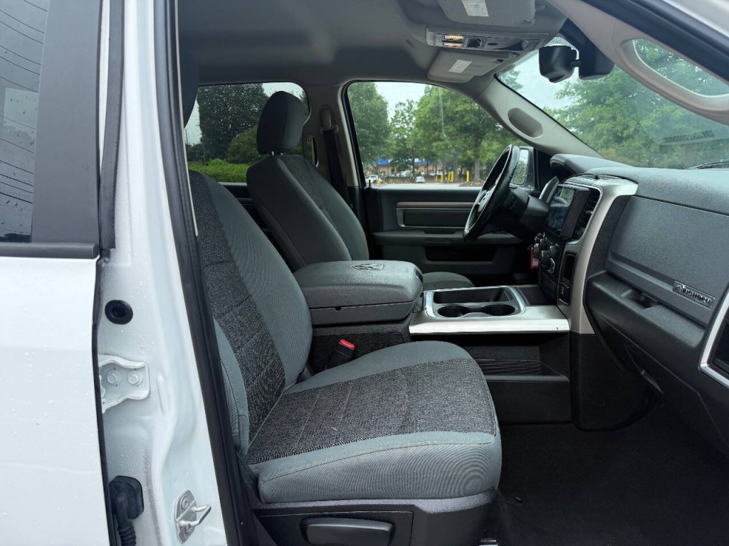 2018 RAM 1500 Image 12
