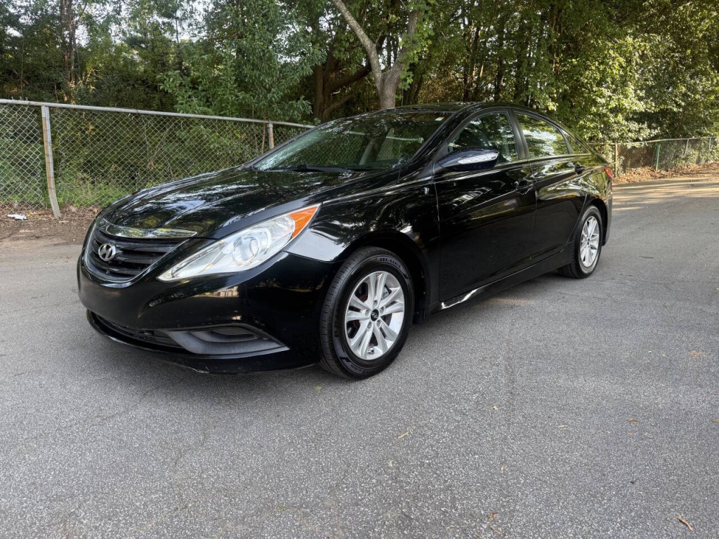 2014 Hyundai Sonata Image 1