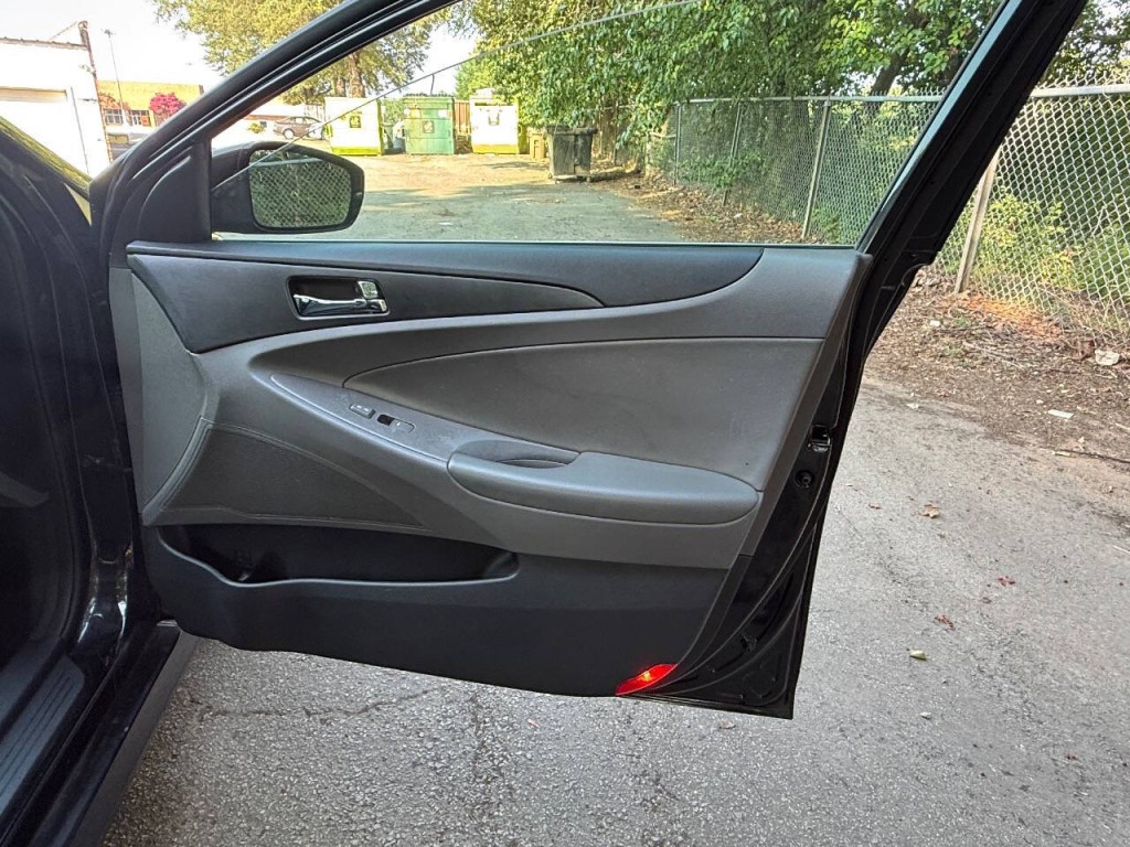 2014 Hyundai Sonata Image 14