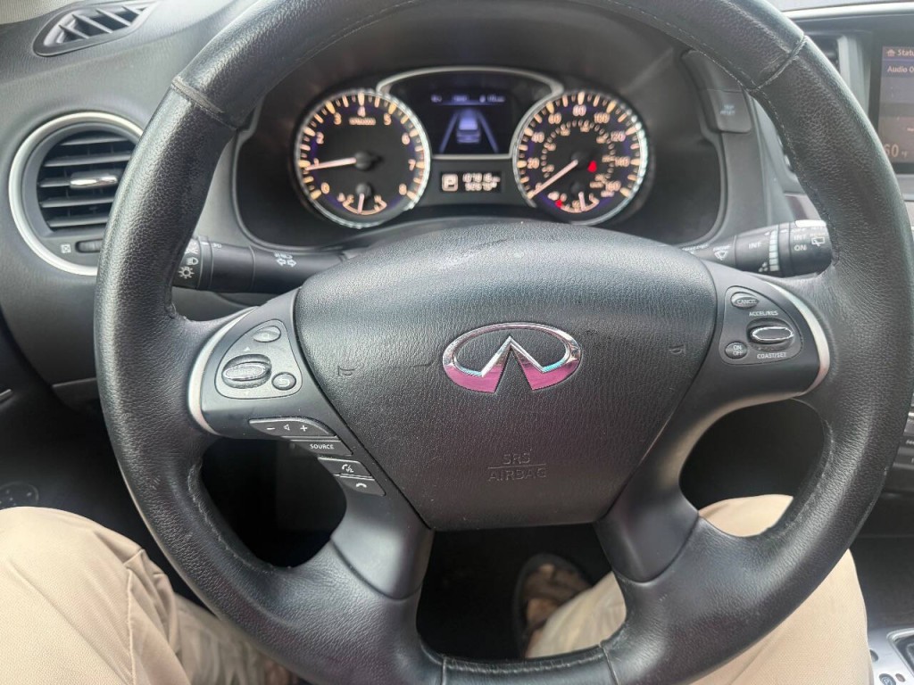 2015 INFINITI QX60 Image 18