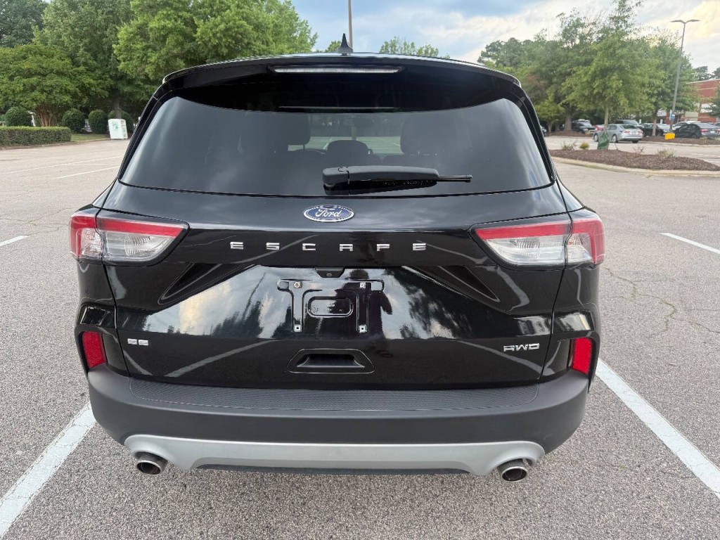2021 Ford Escape Image 5