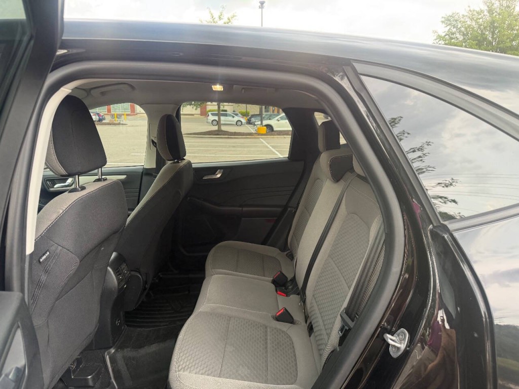 2021 Ford Escape Image 14