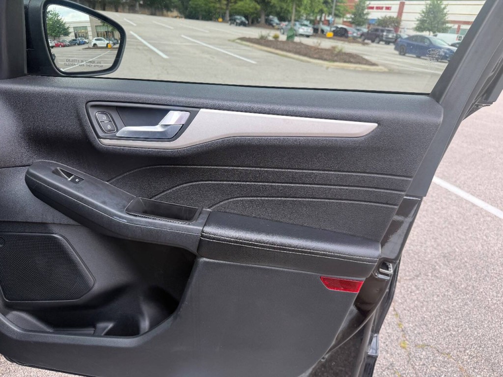2021 Ford Escape Image 18