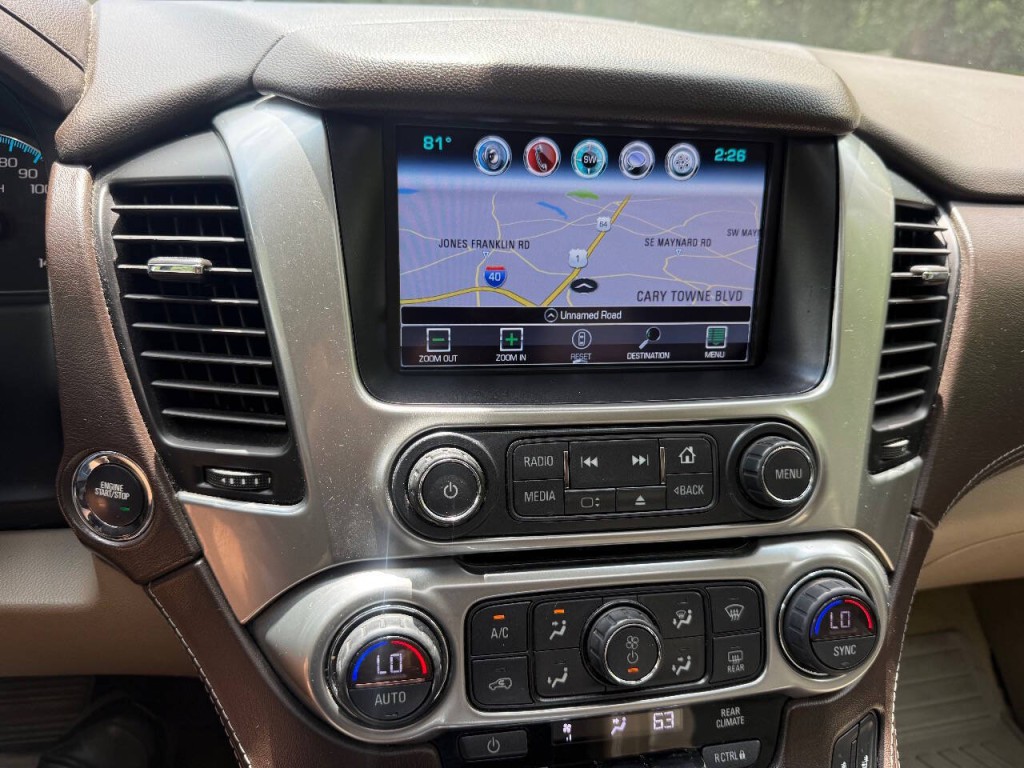 2017 Chevrolet Suburban Image 20