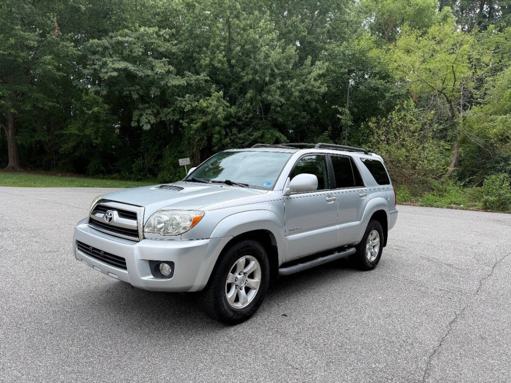 2008 Toyota 4Runner Image 2