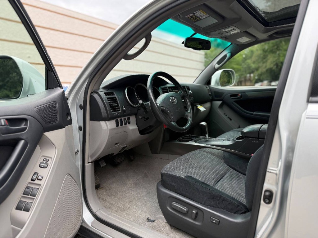 2008 Toyota 4Runner Image 9