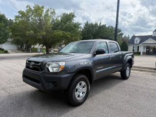 Image for 2014 Toyota Tacoma PreRunner Double Cab 5.0 ft SB 4A ID: 7595188