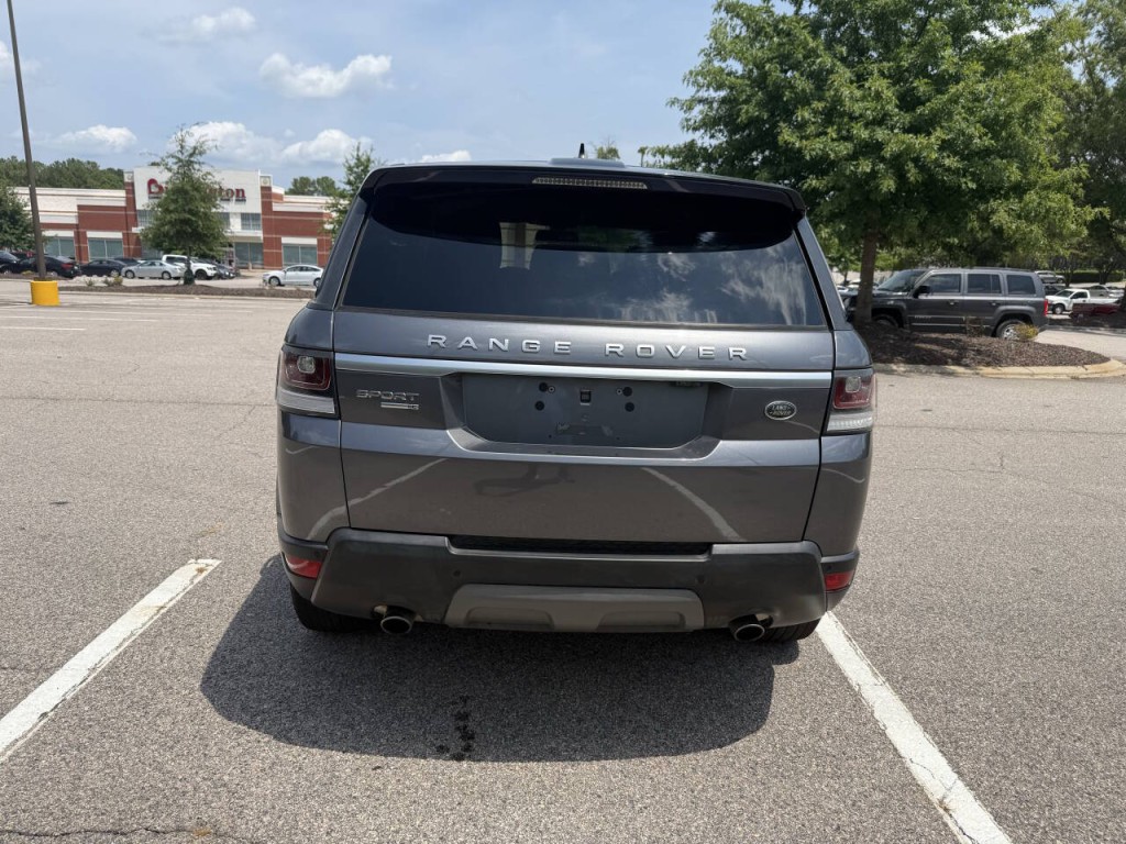 2016 Land Rover Range Rover Sport Image 4