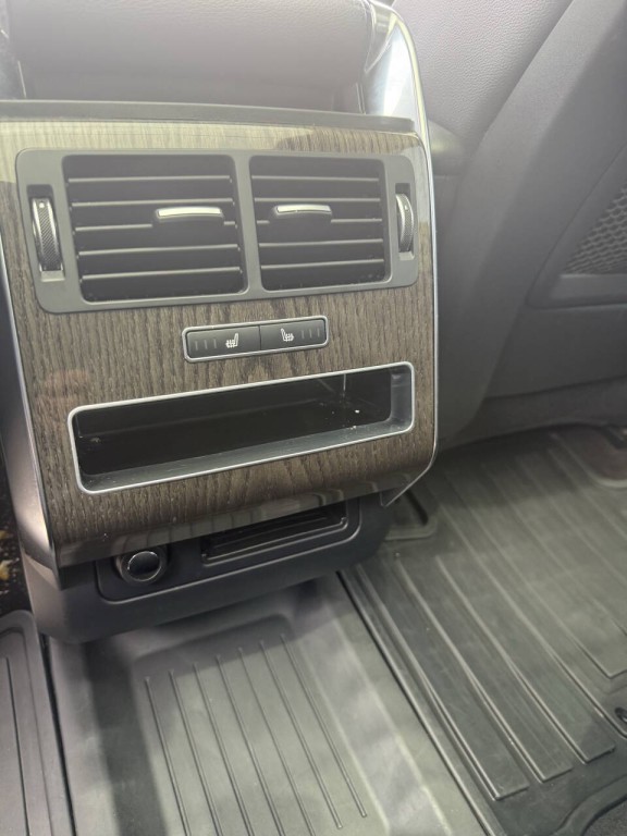 2016 Land Rover Range Rover Sport Image 23