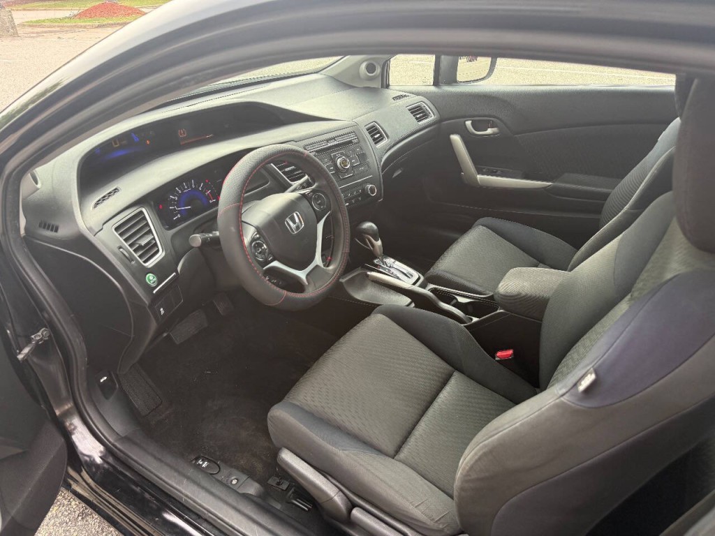 2015 Honda Civic Image 12