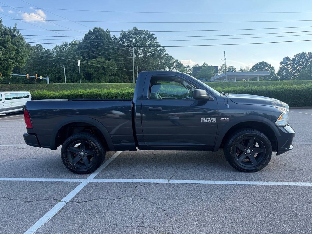 2014 RAM 1500 Image 3
