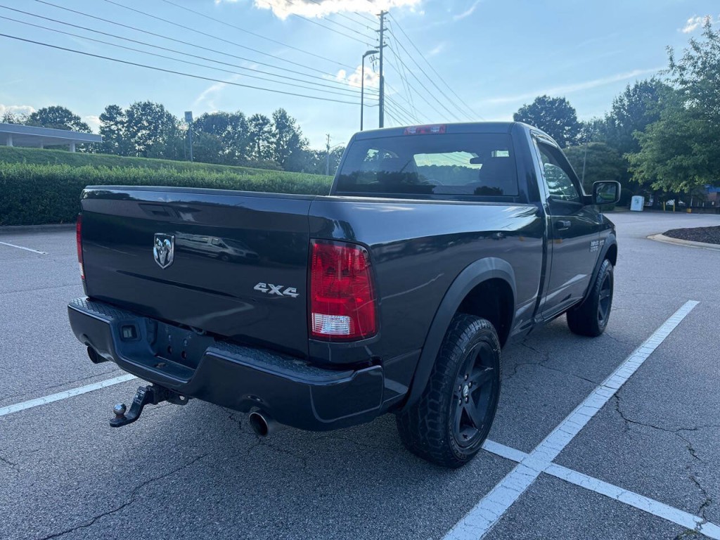 2014 RAM 1500 Image 4