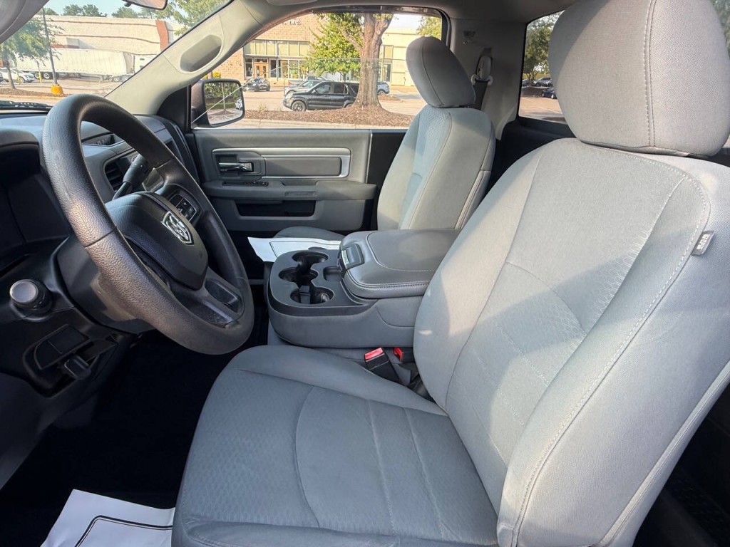 2014 RAM 1500 Image 10