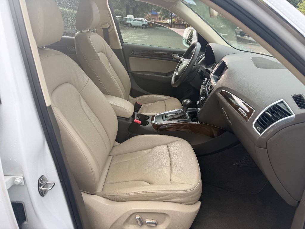 2015 Audi Q5 Image 19