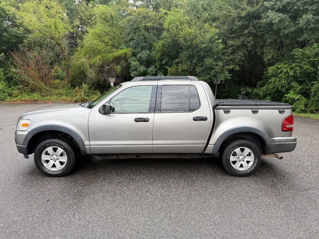 2008 Ford Explorer Image 5