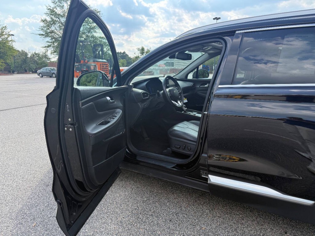 2020 Hyundai Santa Fe Image 10