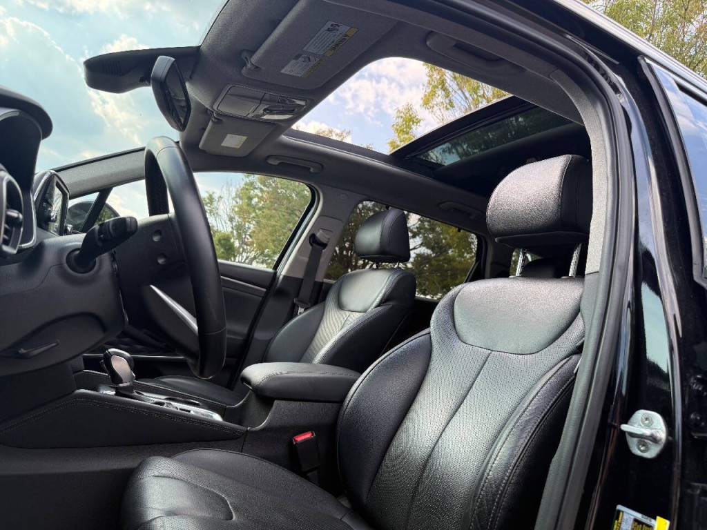2020 Hyundai Santa Fe Image 18