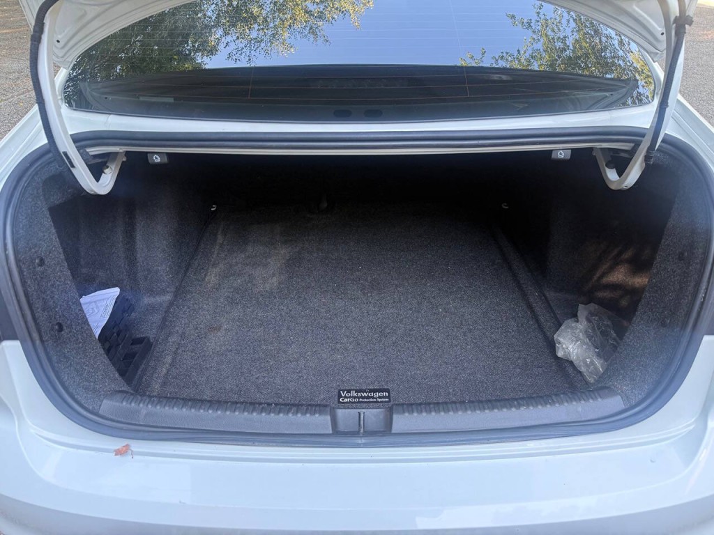 2016 Volkswagen Jetta Image 14