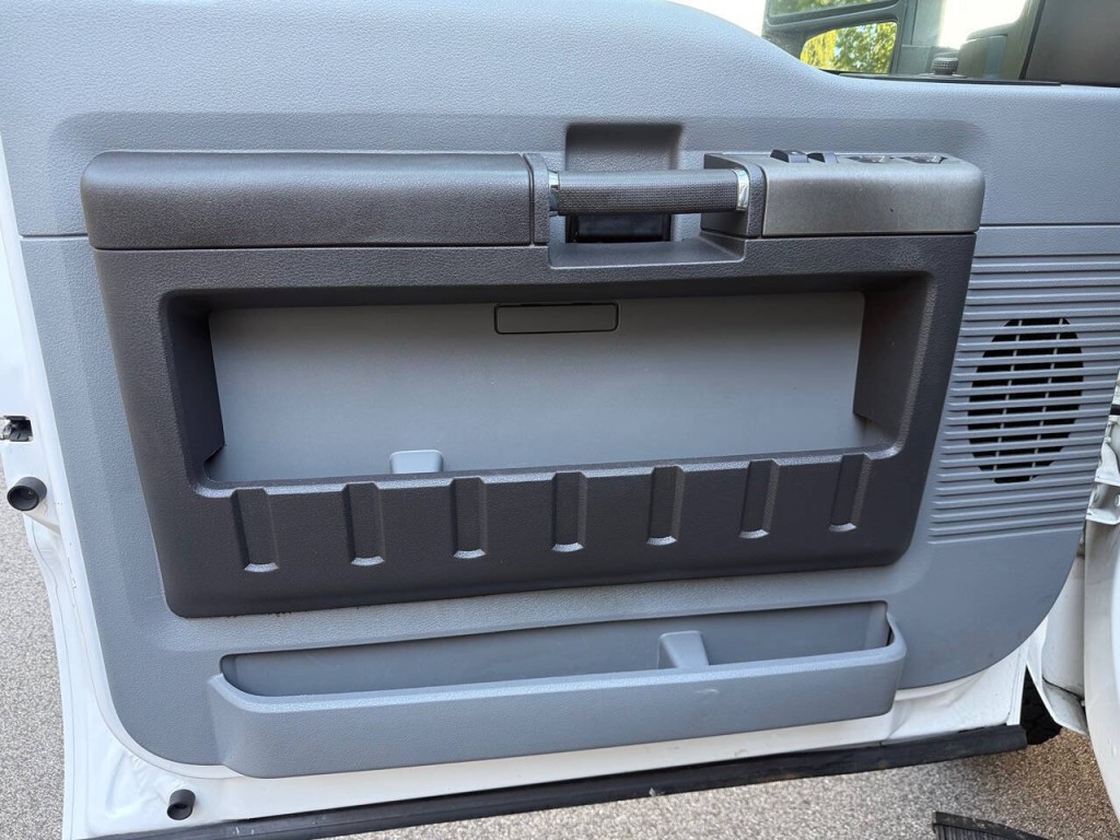2012 Ford F-250 Image 13