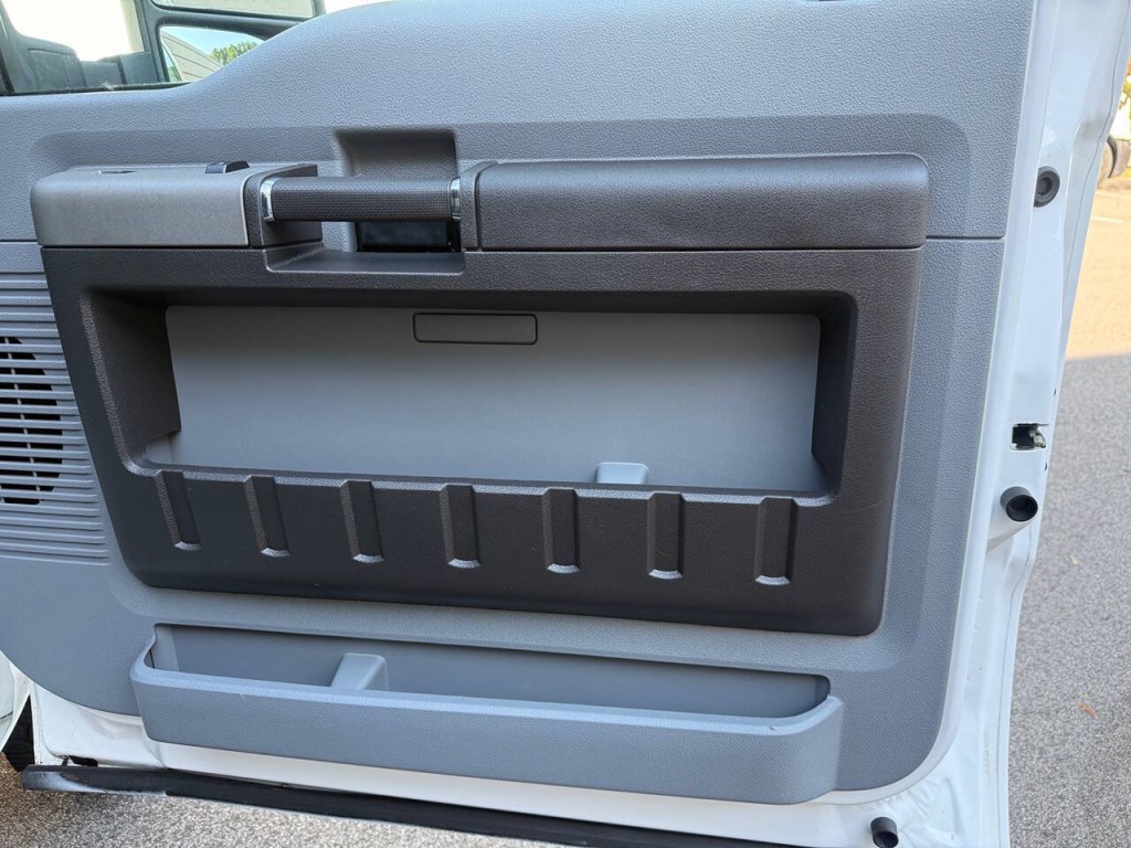 2012 Ford F-250 Image 18