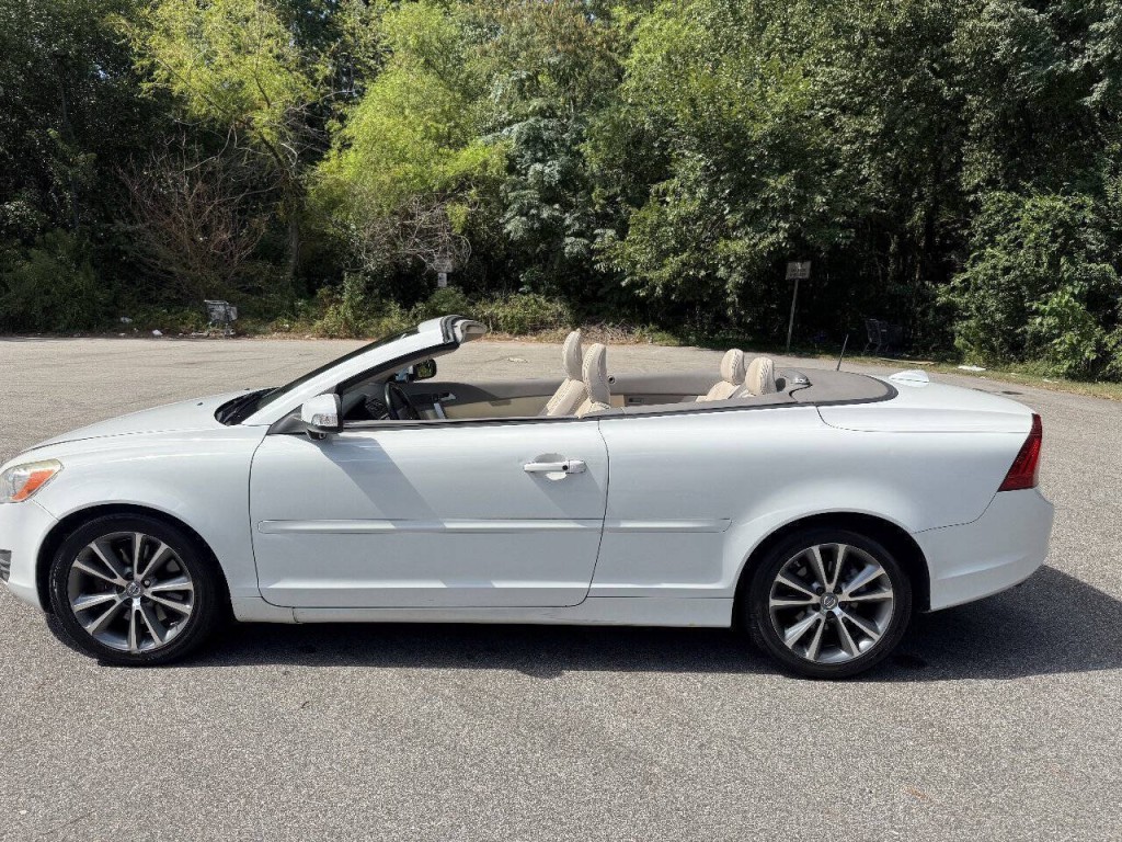 2011 Volvo C70 Image 7