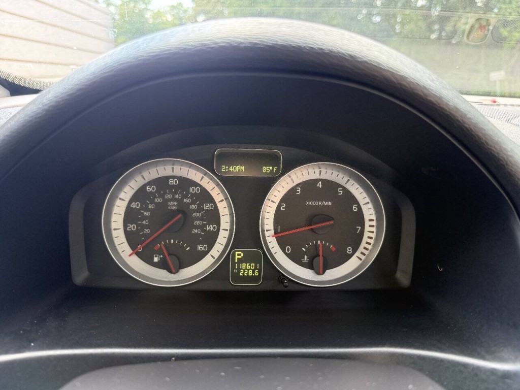 2011 Volvo C70 Image 14