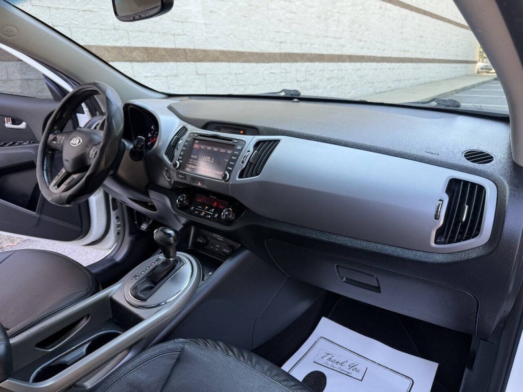 2015 Kia Sportage Image 12