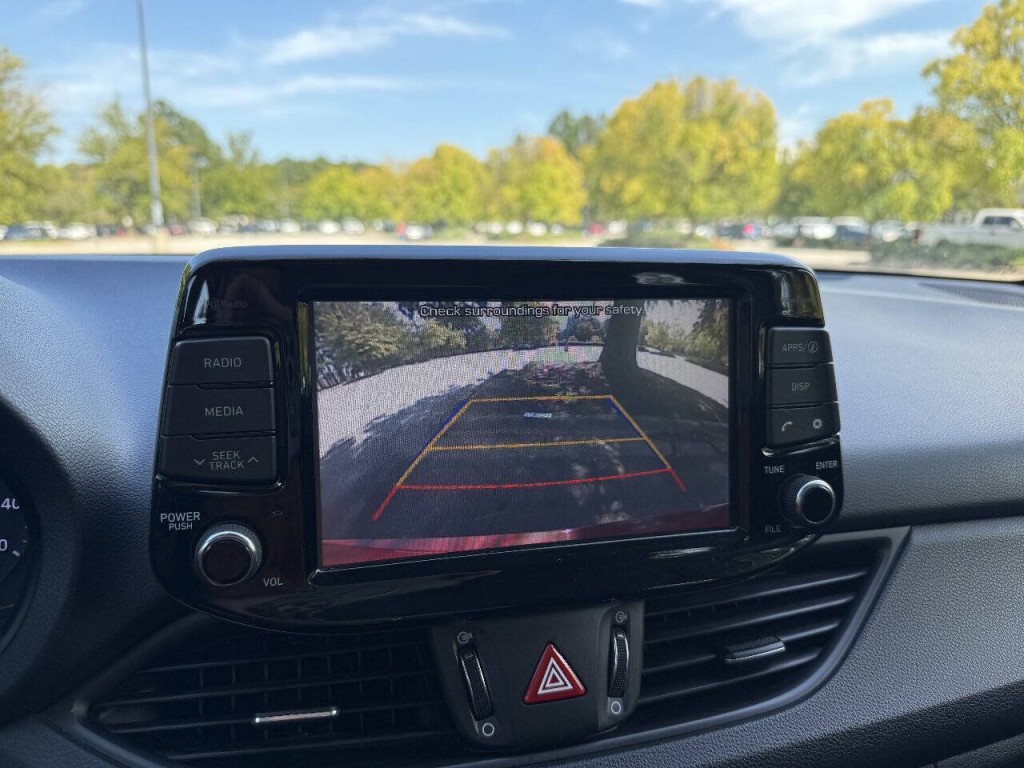 2018 Hyundai Elantra Image 12