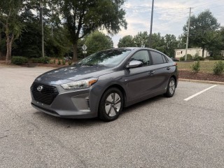 Image for 2017 Hyundai Ioniq Hybrid Blue ID: 7676813