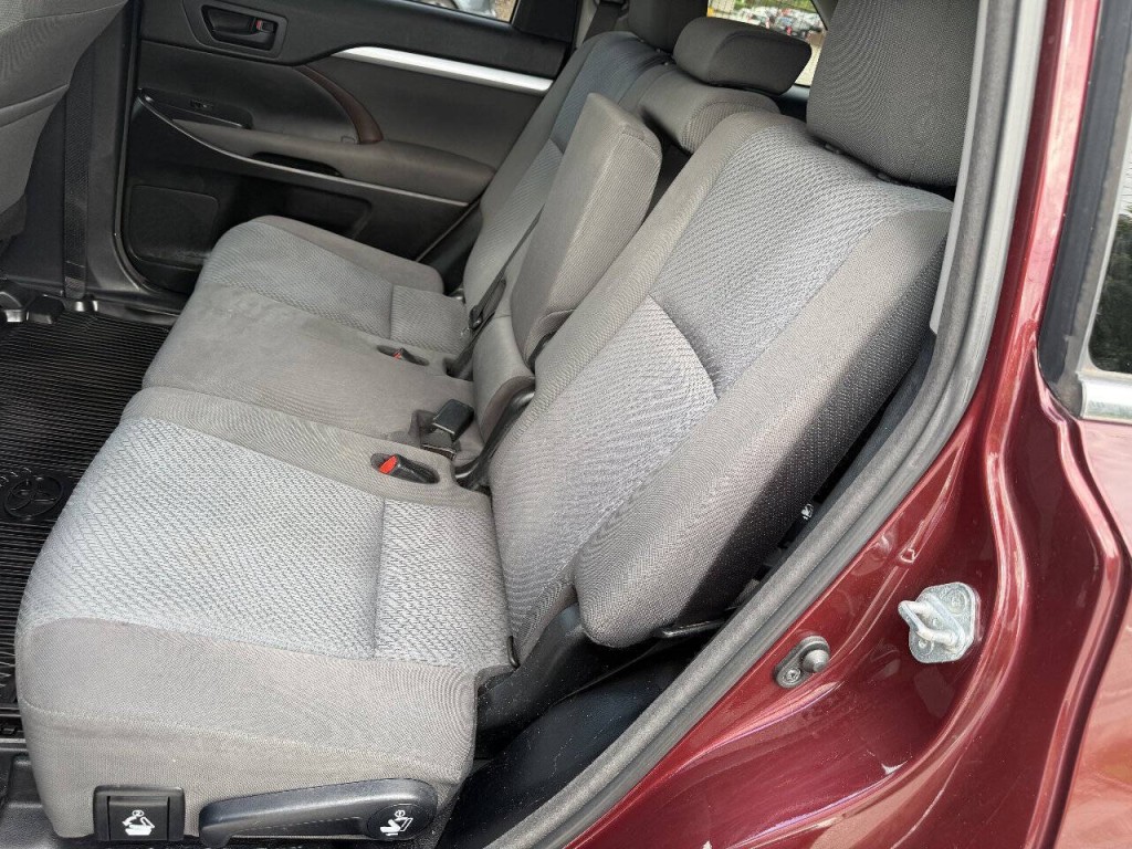 2018 Toyota Highlander Image 11