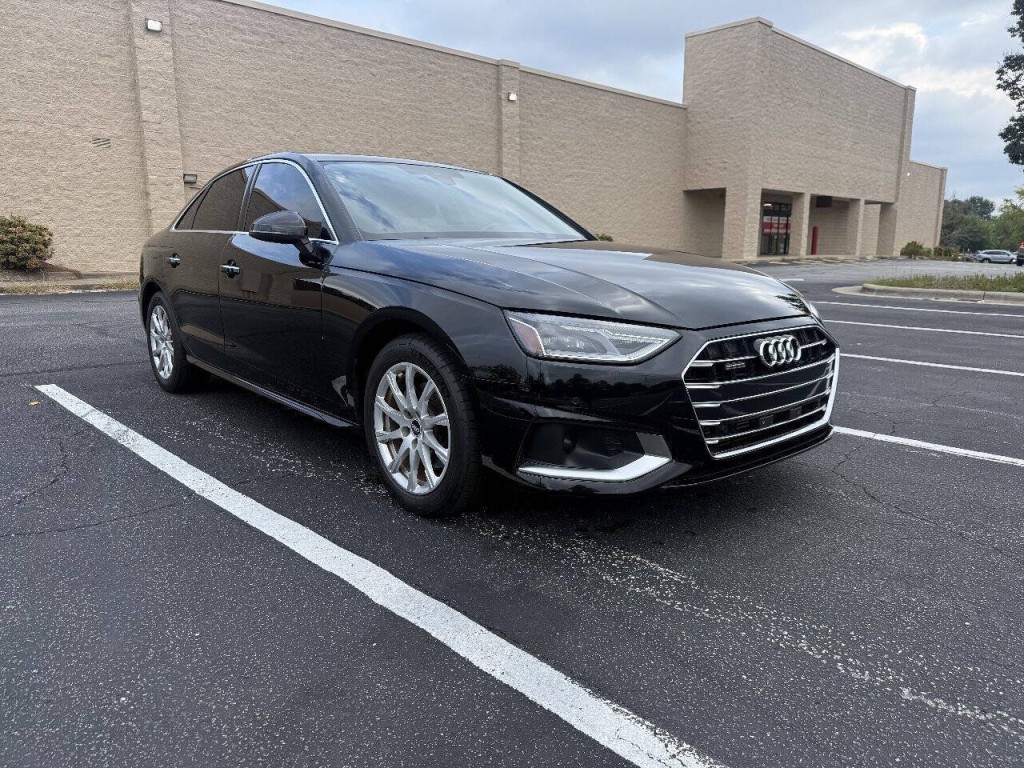 2021 Audi A4 Image 2
