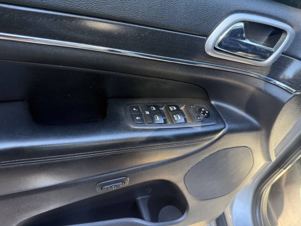 2018 Jeep Grand Cherokee Image 14