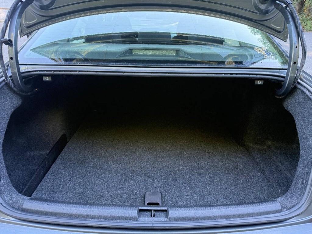 2017 Volkswagen Passat Image 13