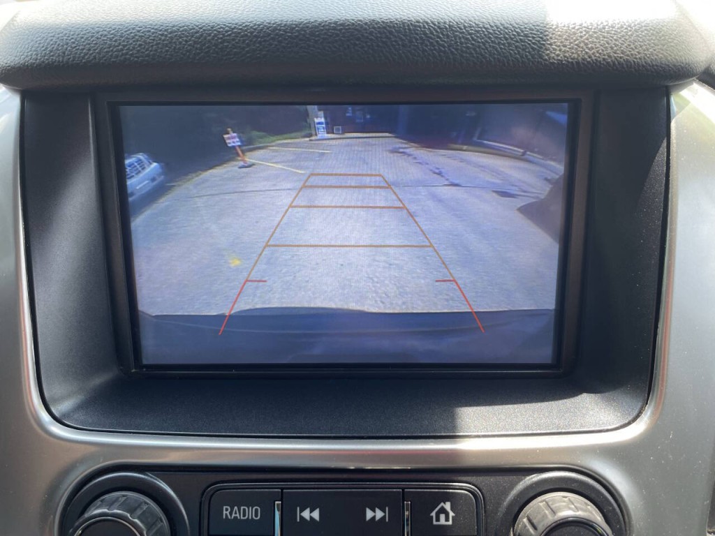 2018 Chevrolet Suburban Image 12