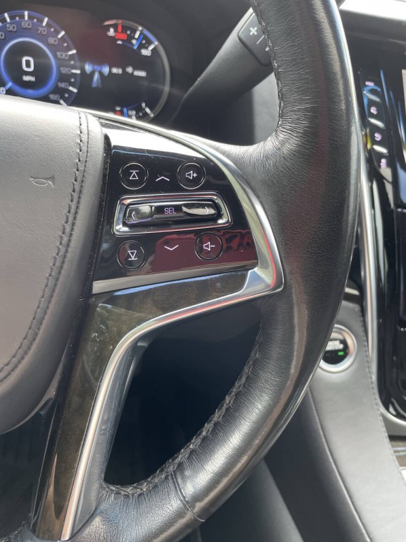 2019 Cadillac Escalade Image 9