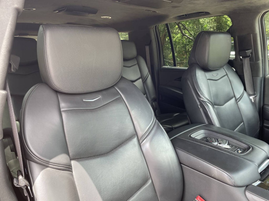 2019 Cadillac Escalade Image 24