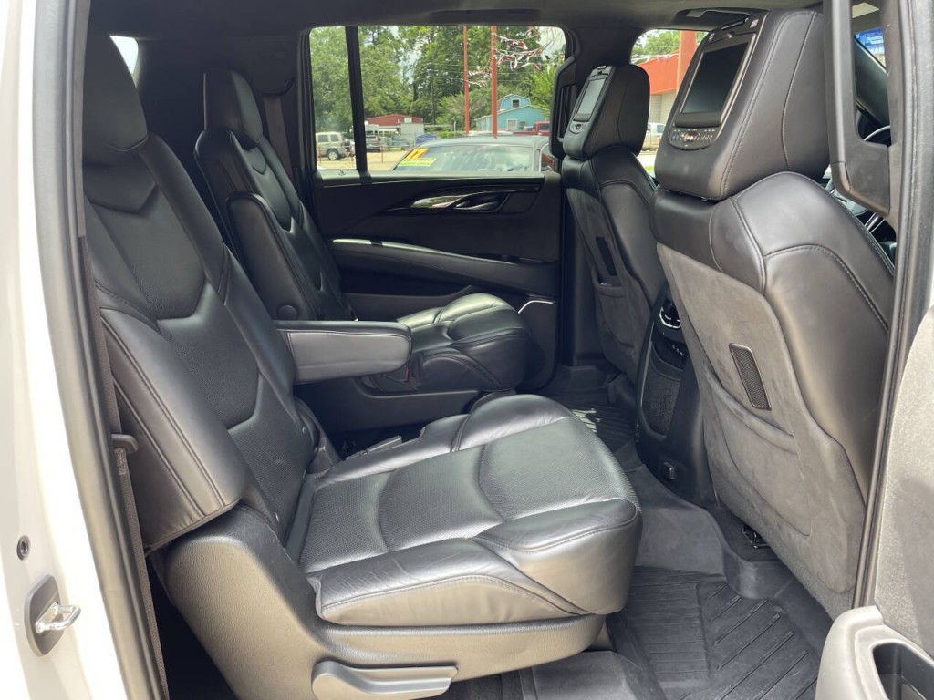 2019 Cadillac Escalade Image 26