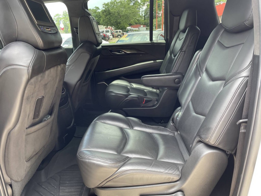 2019 Cadillac Escalade Image 27