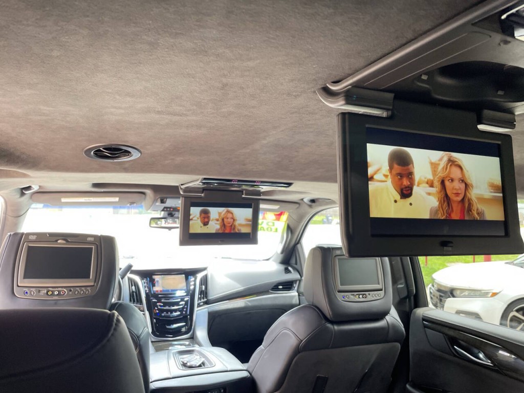 2019 Cadillac Escalade Image 29