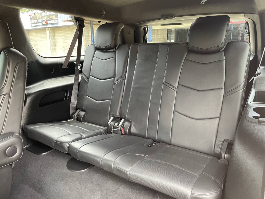 2019 Cadillac Escalade Image 34