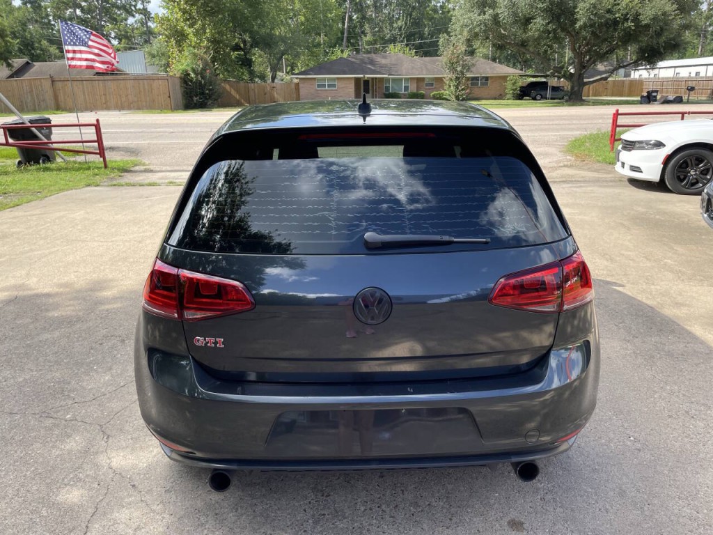 2017 Volkswagen GTI Image 21