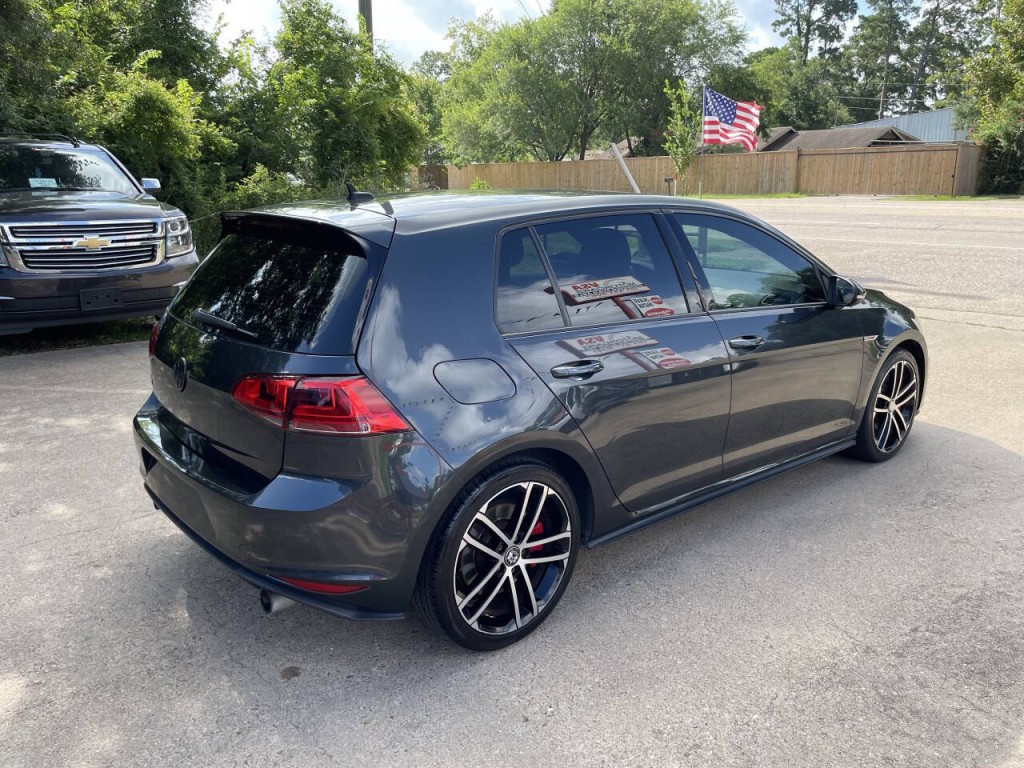 2017 Volkswagen GTI Image 22