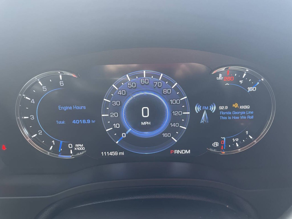 2016 Cadillac Escalade Image 4
