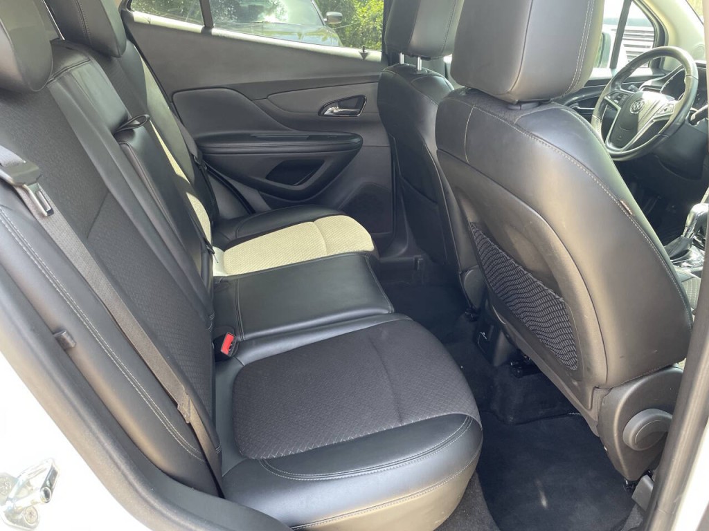 2019 Buick Enclave Image 17