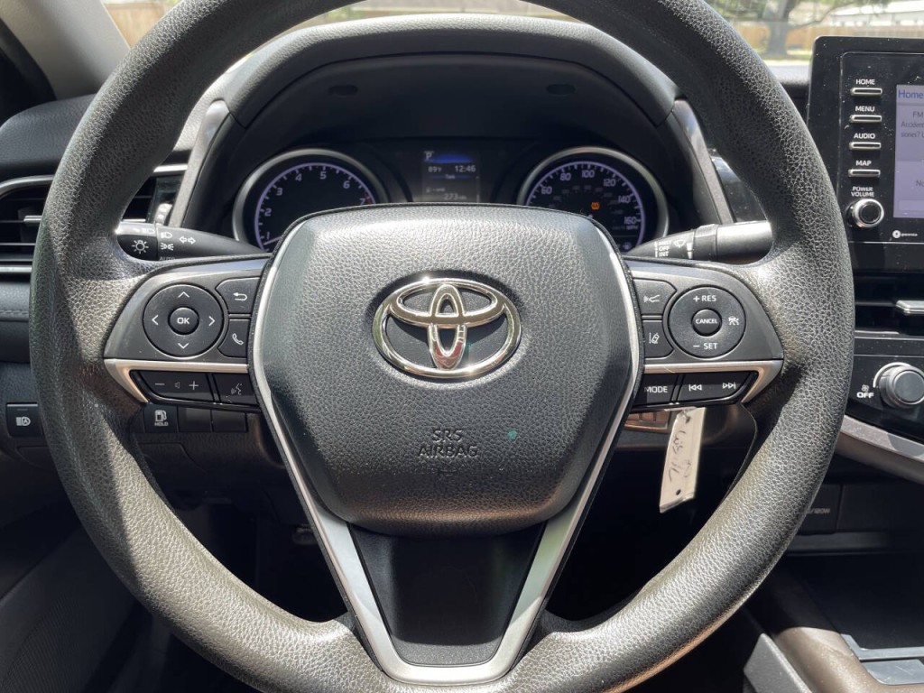 2021 Toyota Camry Image 8